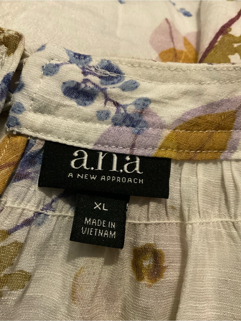 ANA A New Approach XL Floral Peasant Blouse Smocked Cuffs Boho Preloved A26 - Picture 4 of 5